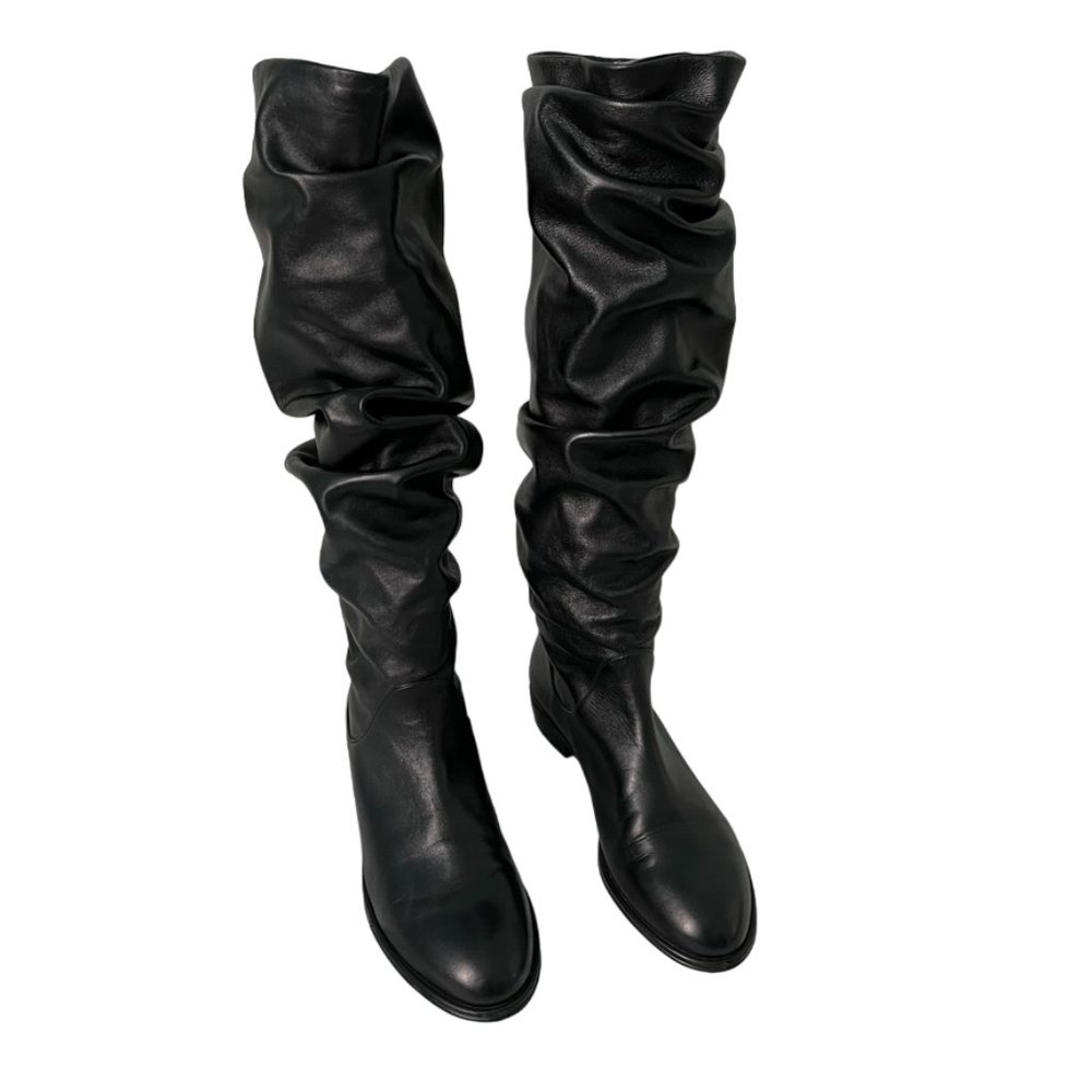 Stuart Weitzman Black Leather To the Knee Slouchy Flatscrunchy Boots Size: 8M